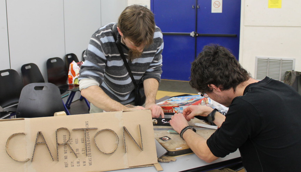 Reconditionnement d'une boite de jeu en carton